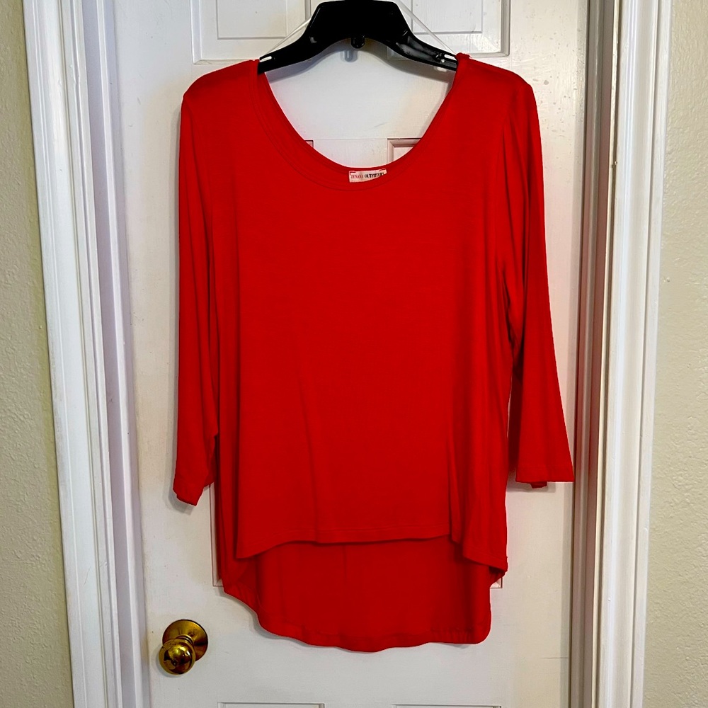 Zenana Outfitters Hi-Lo Top Size L